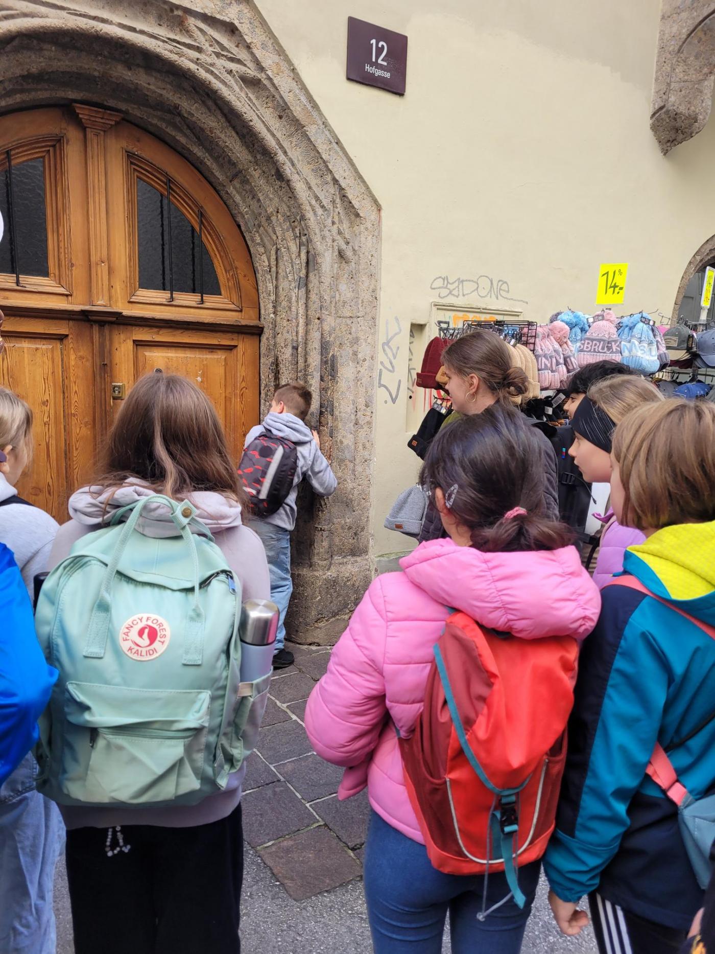 Wir testen das Flüstertor in der Altstadt Wir testen das Flüstertor in der Altstadt