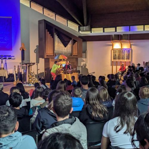 Die Orgel und andere Pfeifen 03